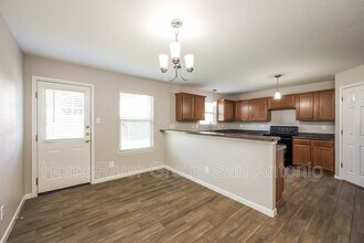 2331 Marcy Route in San Antonio, TX - Building Photo - Building Photo