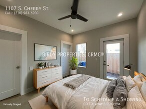 1107 S Cherry St in San Antonio, TX - Building Photo - Building Photo