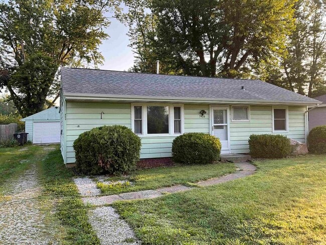 property at 3406 Three Oaks Dr