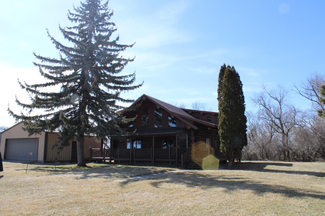 42673 US-212 in Clark, SD - Foto de edificio