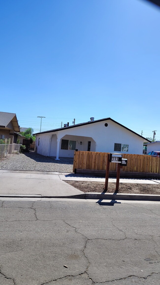 property at 313 Magnolia Ave