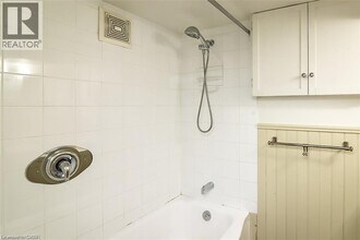 9 Gary Ave in Hamilton, ON - Building Photo - Building Photo