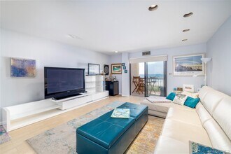 360 Shore Rd in Long Beach, NY - Building Photo - Building Photo