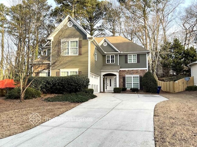 property at 2096 Somerset Pl SE