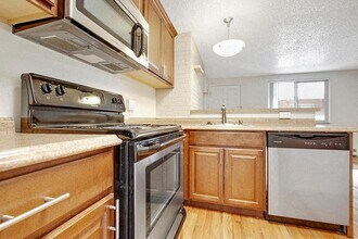 222 Logan in Denver, CO - Building Photo - Building Photo