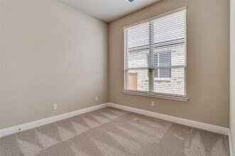 1319 Beach Blvd in Sherman, TX - Building Photo - Building Photo