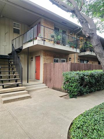 4211 Newton Ave in Dallas, TX - Foto de edificio - Building Photo