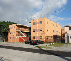 Liberty City - 61st St Apartments