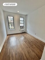 413 E 70th St in New York, NY - Building Photo