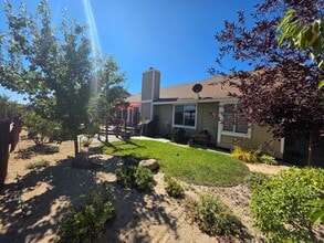 1730 Terrace Heights Ln in Reno, NV - Building Photo - Building Photo