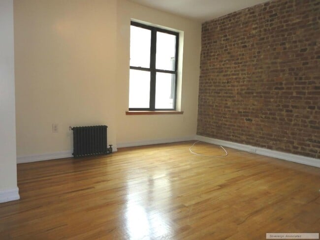 112 Haven Ave in New York, NY - Building Photo - Building Photo