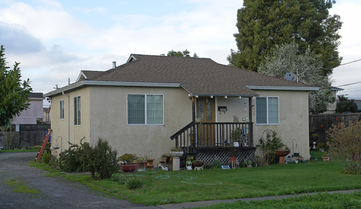 2275 Avenue 133rd in San Leandro, CA - Building Photo