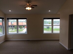 1460 Michigan St NE in Grand Rapids, MI - Building Photo - Building Photo