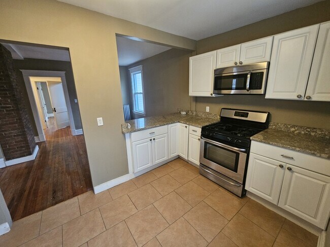 1330 Brockley Ave in Lakewood, OH - Building Photo - Building Photo