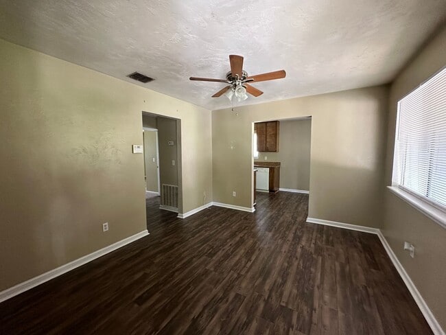 737 Pointe Ct in Tallahassee, FL - Building Photo - Building Photo
