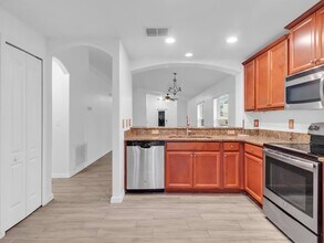 1909 Hawks View Dr in Ruskin, FL - Building Photo - Building Photo