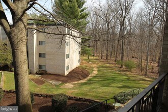 12307 Braxfield Ct-Unit -9 in North Bethesda, MD - Building Photo - Building Photo