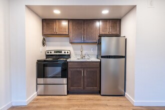 2328/2334 Moerlein in Cincinnati, OH - Foto de edificio - Building Photo