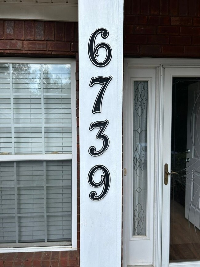 6739 Covington Villas Dr in Tuscaloosa, AL - Building Photo - Building Photo