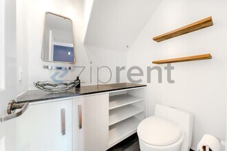 6645 W 86th Pl in Los Angeles, CA - Foto de edificio - Building Photo