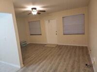 93 Spring Lake Dr photo'