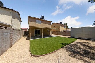 7917 Copper Canyon Rd in Las Vegas, NV - Building Photo - Building Photo