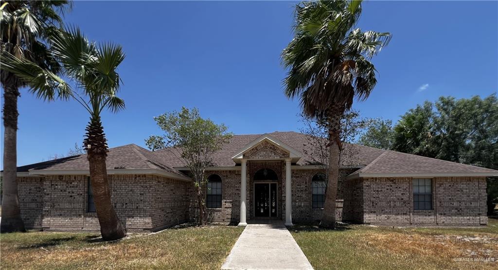 22 Sunrise in Palmhurst, TX - Foto de edificio