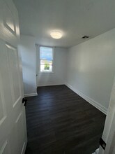 119 Columbus Pl-Unit -2 in Roselle Park, NJ - Building Photo - Building Photo