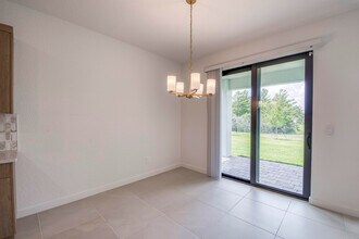 2071 NE Cedar St in Jensen Beach, FL - Building Photo - Building Photo