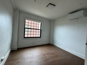 1172 Massachusetts Ave, Unit 409A in Cambridge, MA - Building Photo - Building Photo