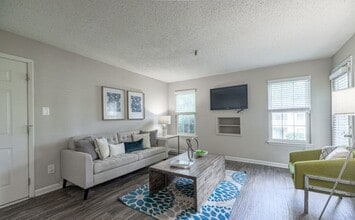 The Hamilton at Kings Place in Columbia, MD - Foto de edificio - Building Photo