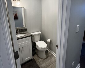 210-216 N Main St in Anderson, SC - Building Photo - Building Photo