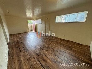 9996 E Montview Blvd in Aurora, CO - Foto de edificio - Building Photo