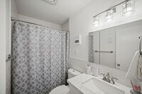 2601 Bellefontaine photo'