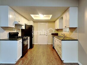 3182 Fireplace Trl in Snellville, GA - Building Photo - Building Photo