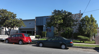 255 S Avenue 55 in Los Angeles, CA - Building Photo - Building Photo