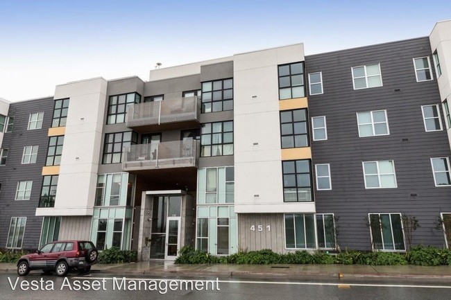 451 Donahue St-Unit -#216 in San Francisco, CA - Foto de edificio - Building Photo