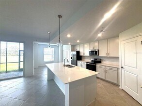 17440 Opal Sand Dr in Venice, FL - Foto de edificio - Building Photo
