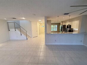 1654 SW 109th Terrace in Davie, FL - Building Photo - Building Photo