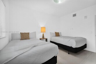 1025 94th St in Bay Harbor Islands, FL - Building Photo - Building Photo