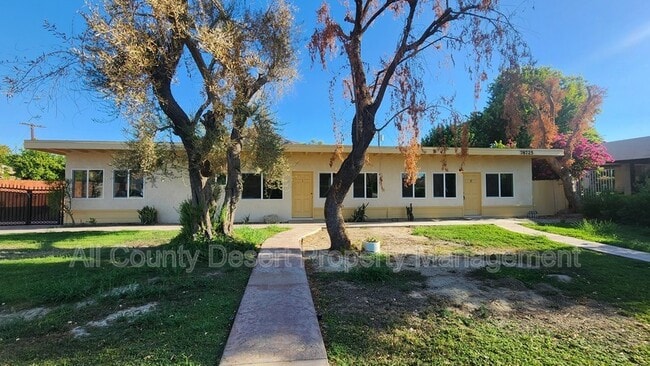 78725 Avenida La Fonda in La Quinta, CA - Building Photo - Building Photo