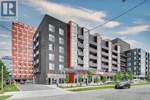 251 Hemlock St in Waterloo, ON - Building Photo