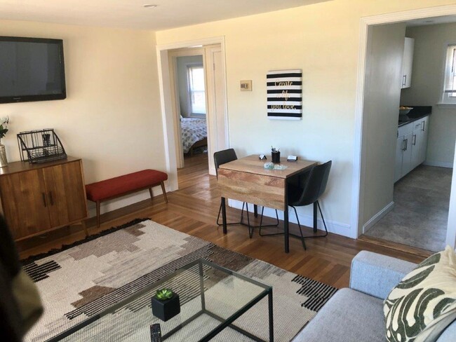 The Residences at Garden City in Cranston, RI - Foto de edificio - Building Photo