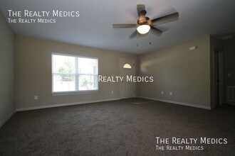 254 Malauka Run in Ocklawaha, FL - Building Photo - Building Photo