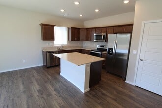 5505 W Youngstown Ln in Spokane, WA - Building Photo - Building Photo