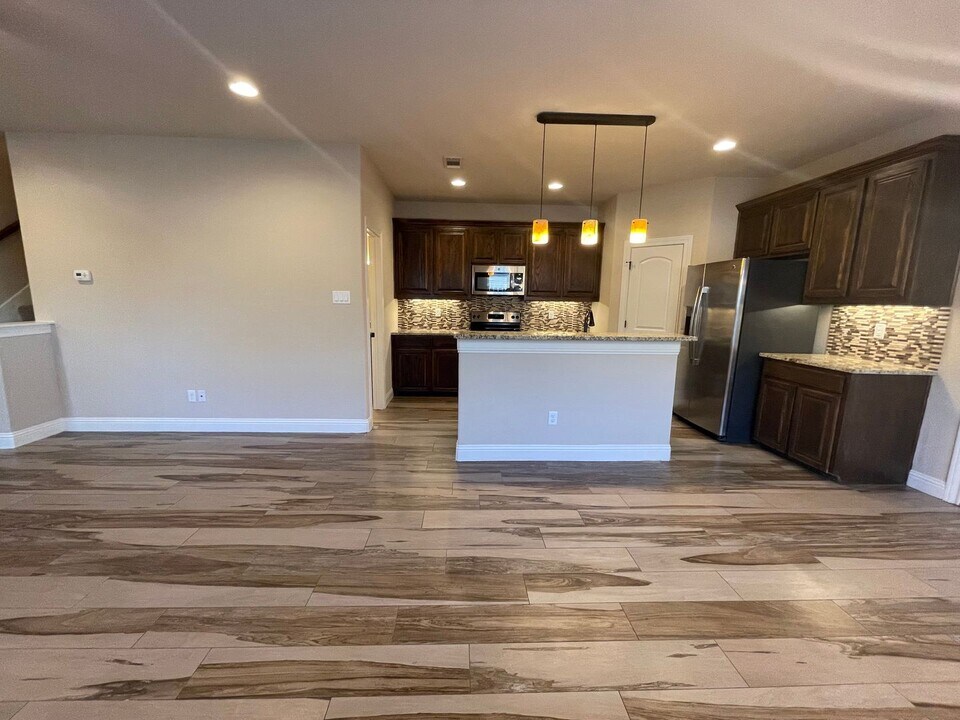 7901 Branch Way in Fort Worth, TX - Building Photo