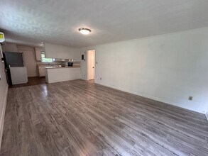 2964 Old Shelby Rd in Hickory, NC - Building Photo - Building Photo