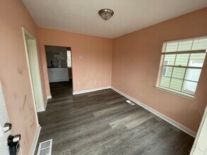 801 Georgia Ave in Forest Park, GA - Foto de edificio - Building Photo