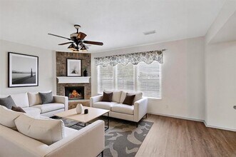 415 Hidden Ridge Dr in Burleson, TX - Building Photo - Building Photo