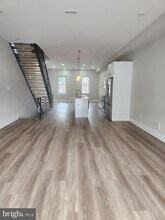 3221 Mercer St in Philadelphia, PA - Building Photo - Building Photo